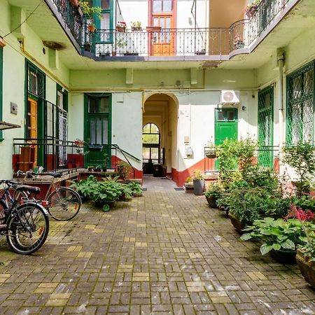 Harmony Hideaway In City Center Будапеща Екстериор снимка